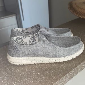 Hey Dudes - OFFERS WELCOME